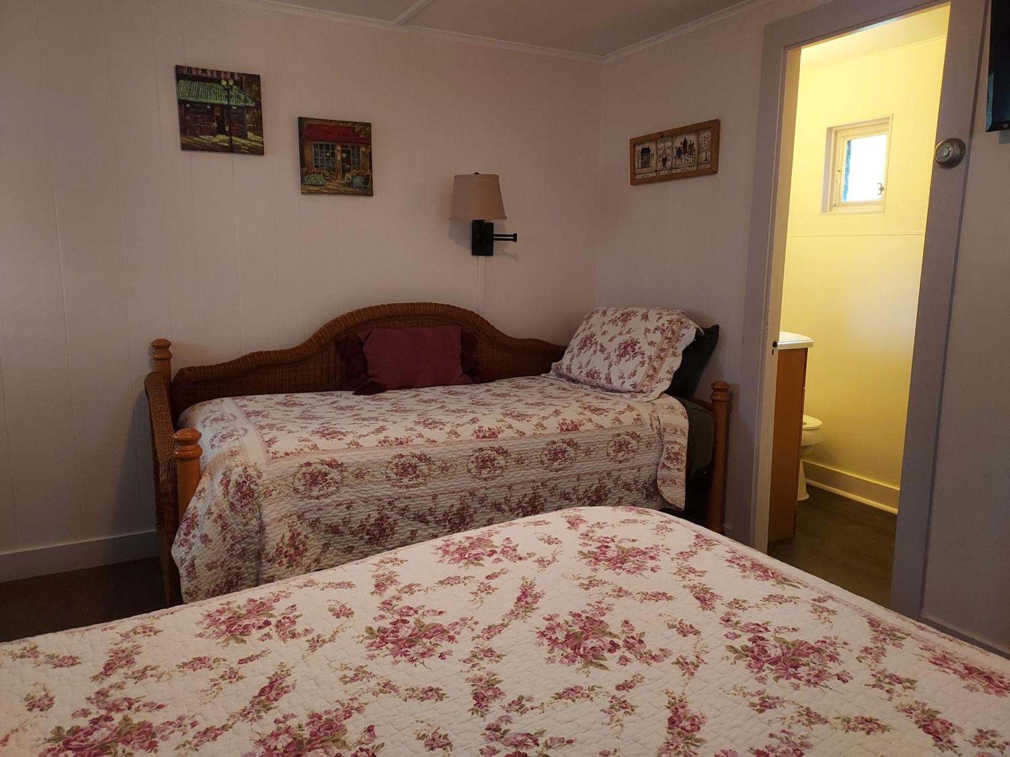 Serenity Motel Shaftsbury Ngoại thất bức ảnh
