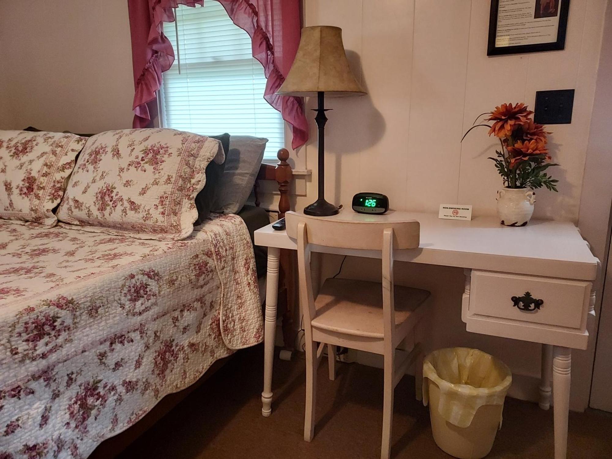 Serenity Motel Shaftsbury Ngoại thất bức ảnh
