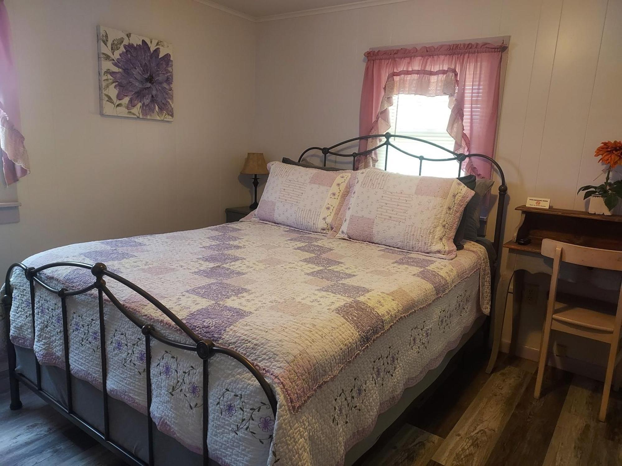Serenity Motel Shaftsbury Ngoại thất bức ảnh
